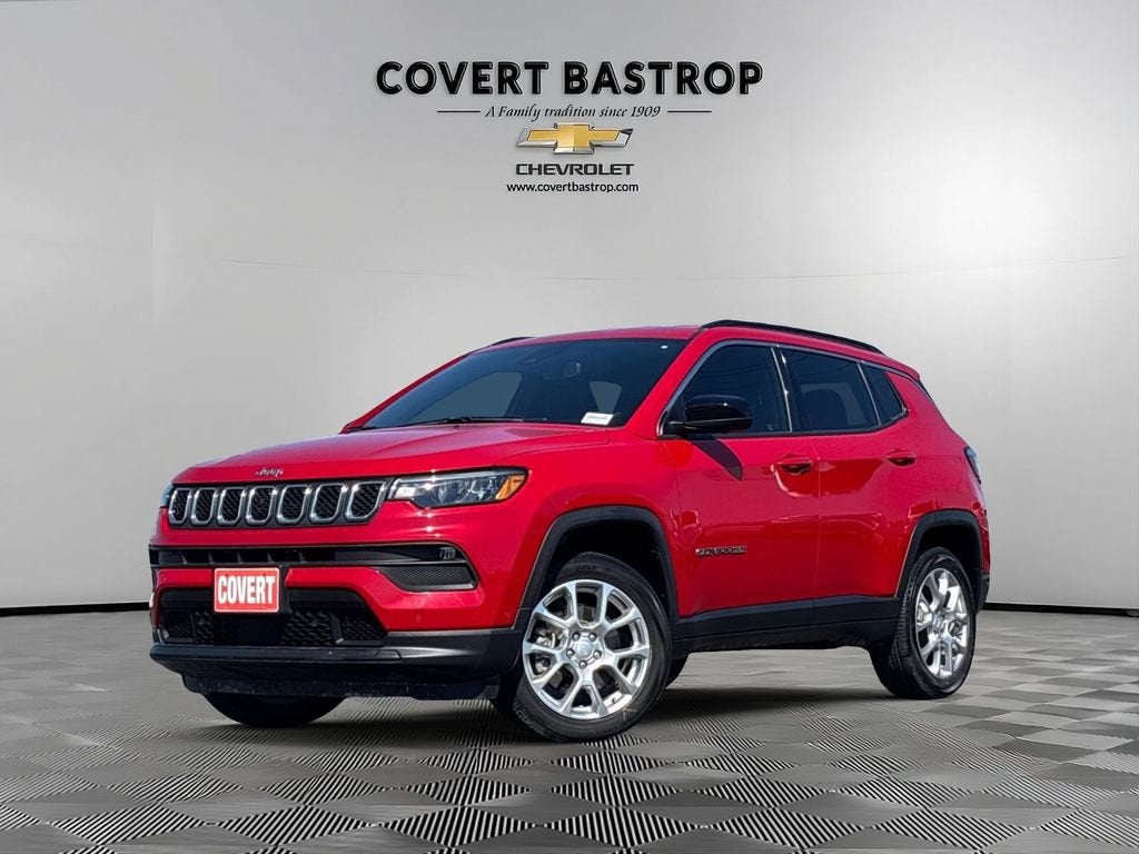 2024 Jeep Compass Latitude Lux FWD
