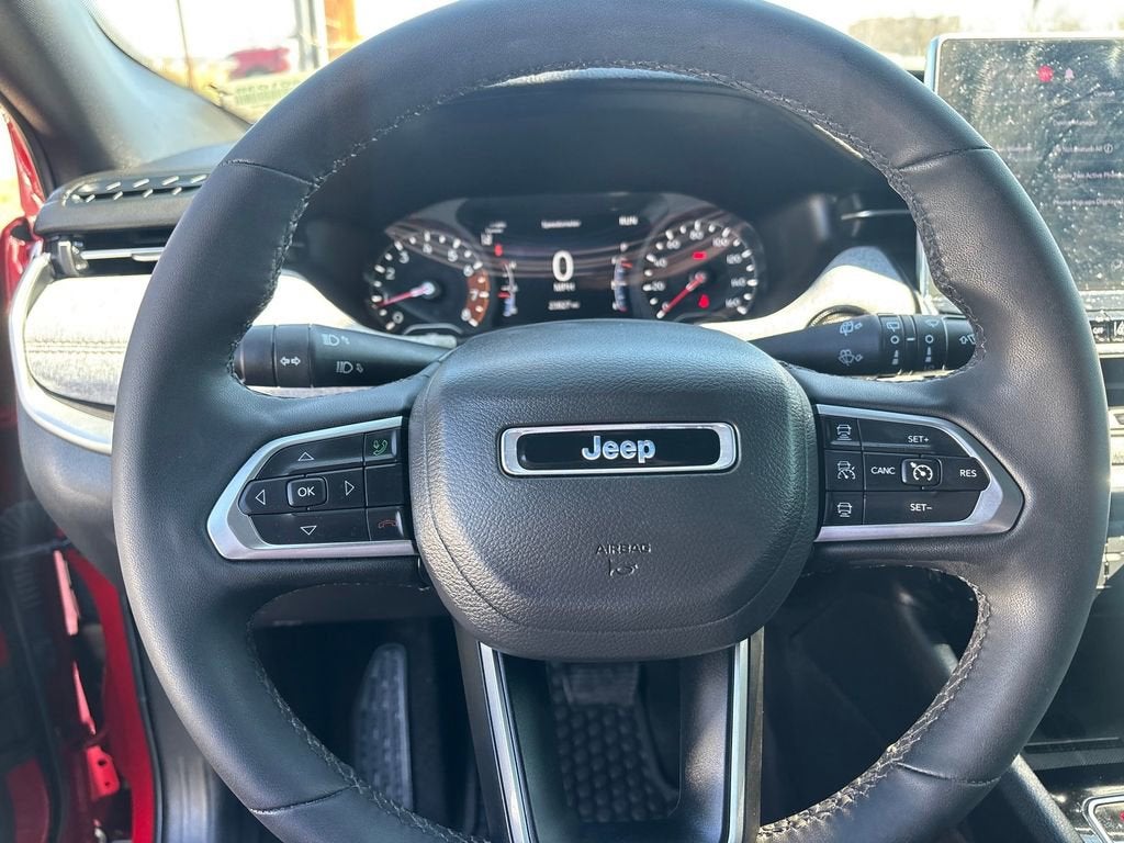 2024 Jeep Compass Latitude Lux FWD
