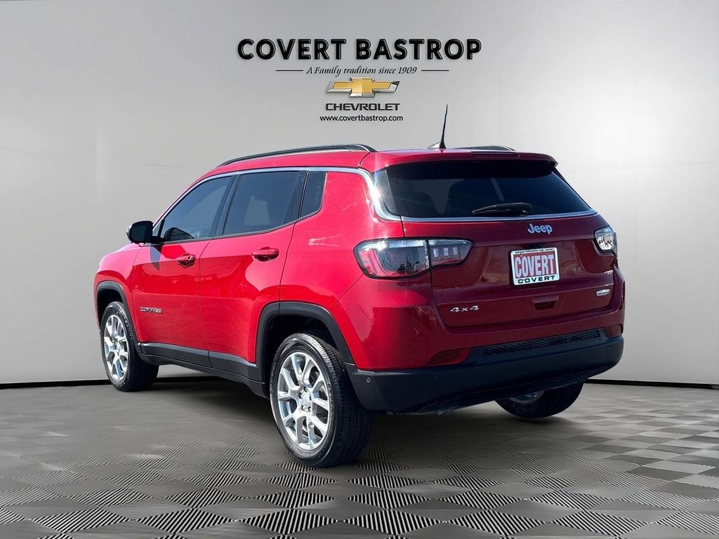 2024 Jeep Compass Latitude Lux FWD