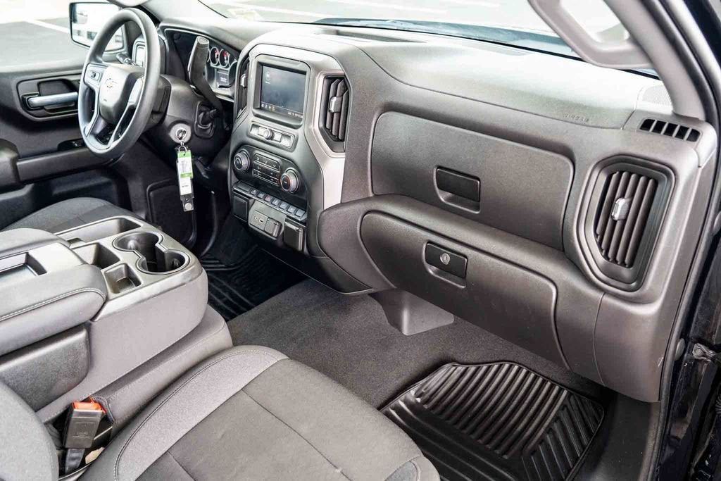 2022 Chevrolet Silverado 1500 LTD Custom