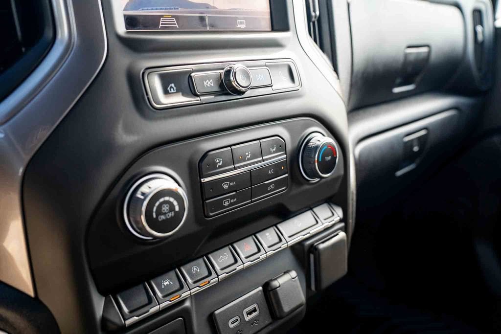 2023 Chevrolet Silverado 1500 Custom Trail Boss