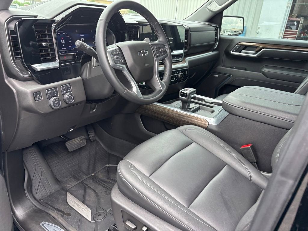 2025 Chevrolet Silverado 1500 RST