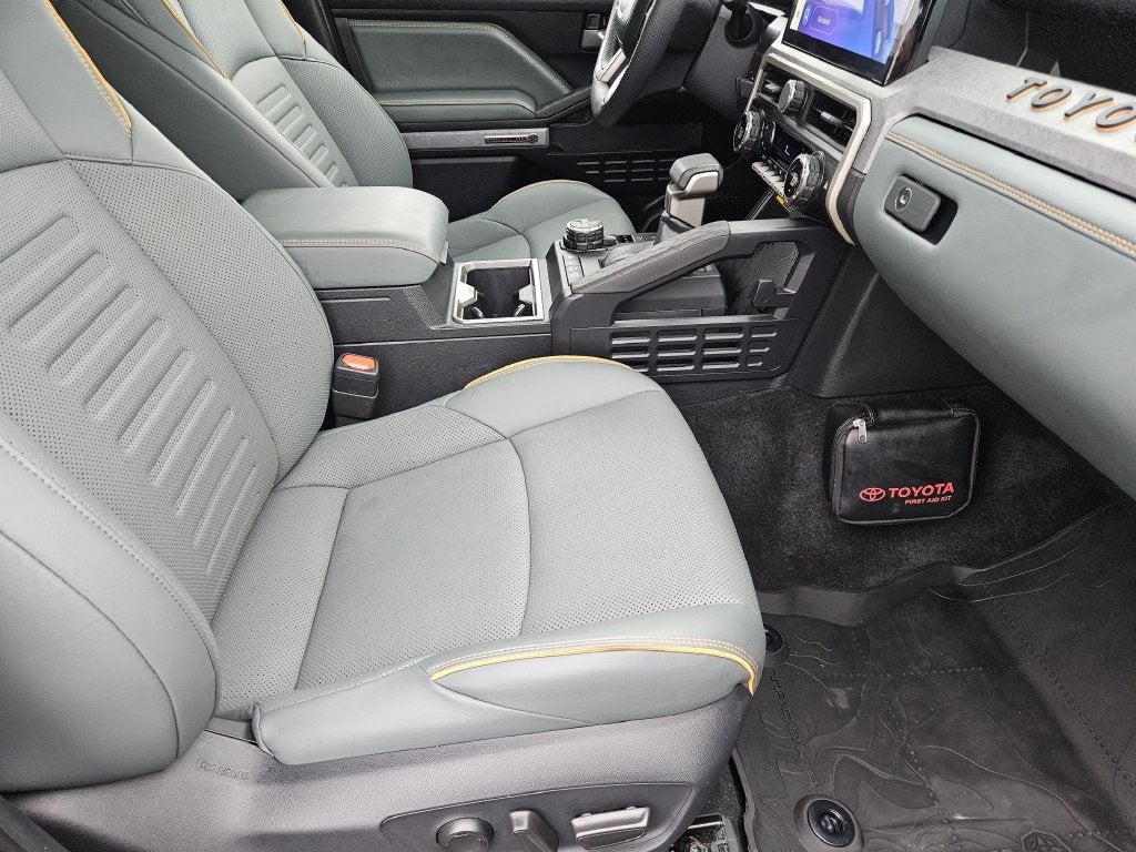 2025 Toyota Tacoma 4WD TRD Sport Hybrid