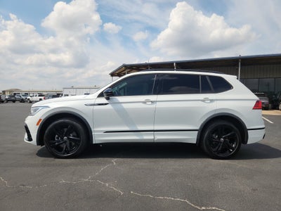 2024 Volkswagen Tiguan 2.0T SE R-Line Black