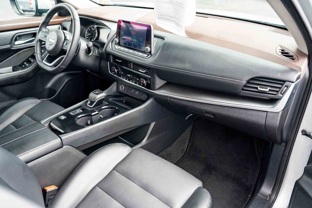 2023 Nissan Rogue SV FWD