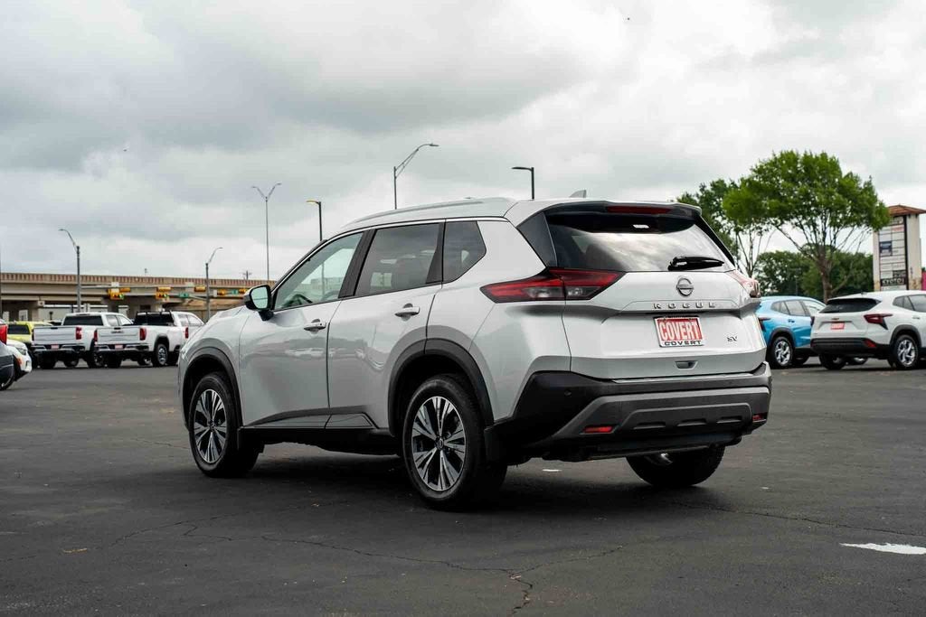2023 Nissan Rogue SV FWD