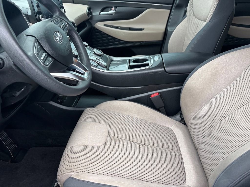 2022 Hyundai Santa Fe SE