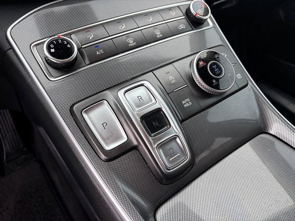 2022 Hyundai Santa Fe SE