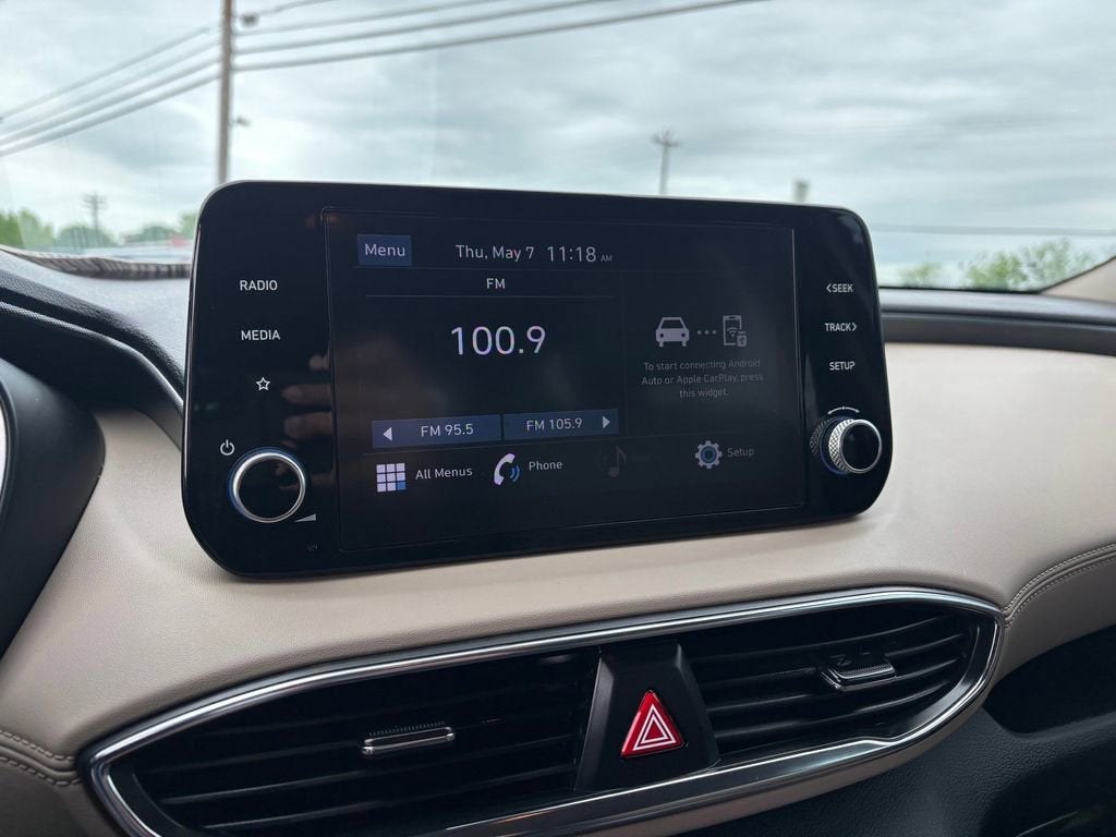 2022 Hyundai Santa Fe SE