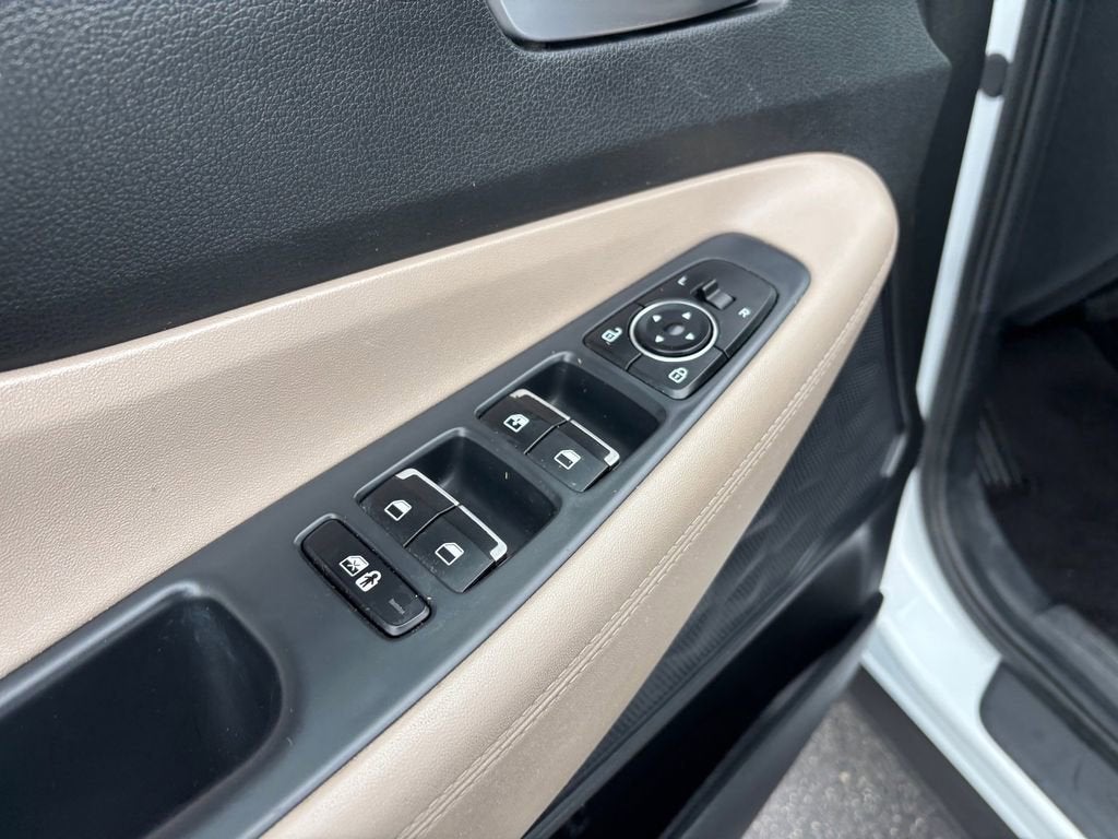 2022 Hyundai Santa Fe SE