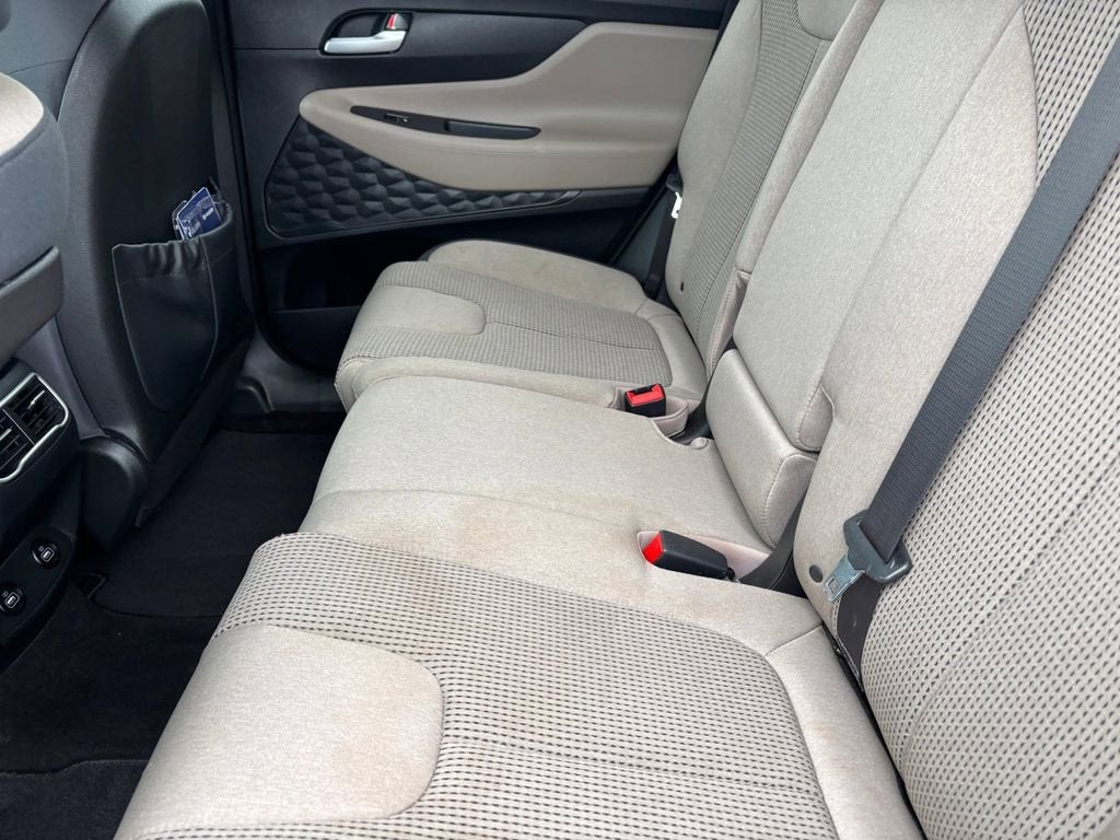 2022 Hyundai Santa Fe SE
