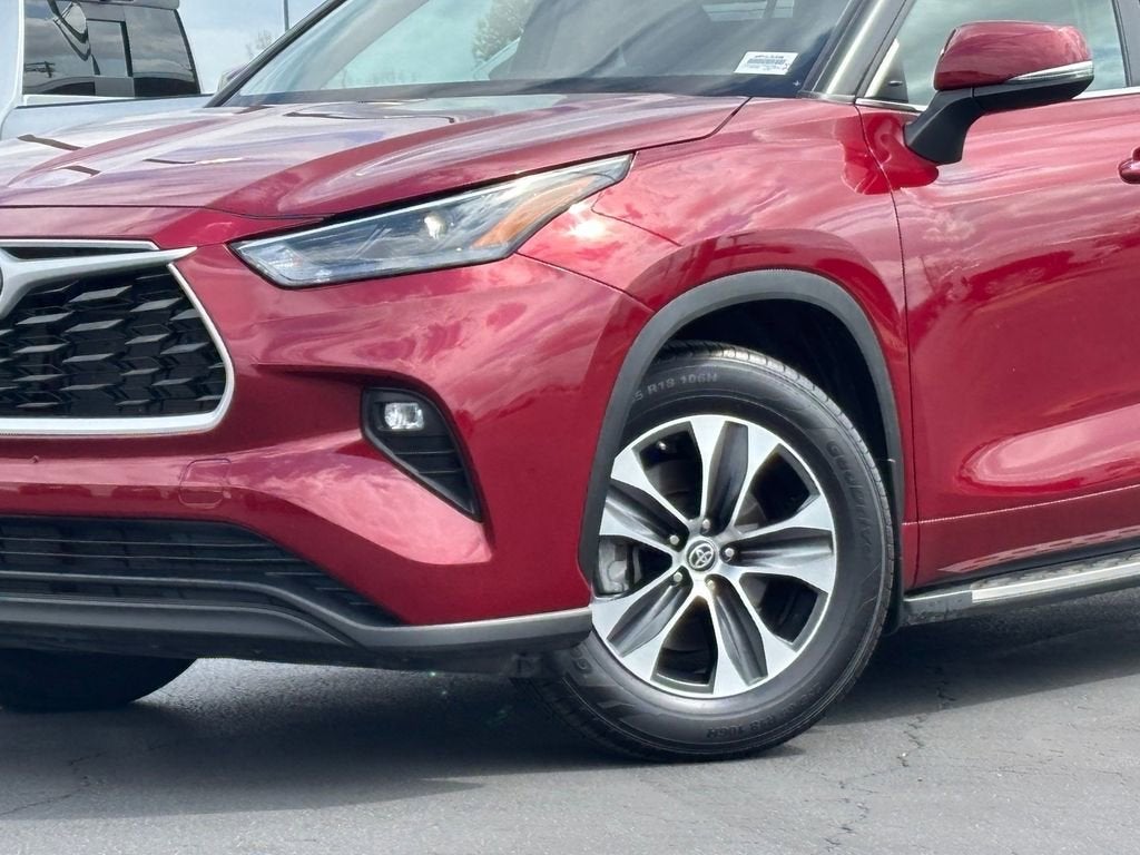 2024 Toyota Highlander XLE
