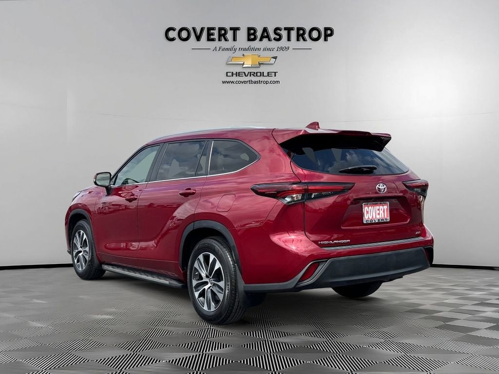 2024 Toyota Highlander XLE