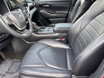 2024 Toyota Highlander XLE