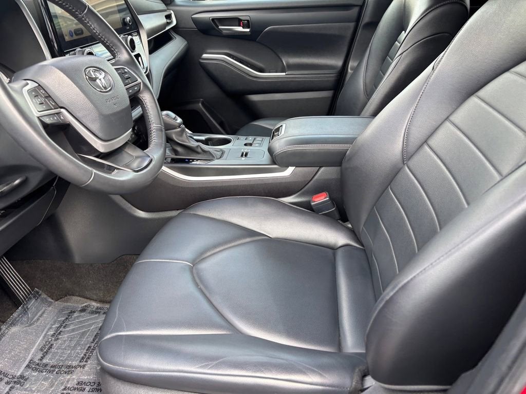 2024 Toyota Highlander XLE