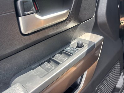 2022 Toyota Tundra 2WD SR5