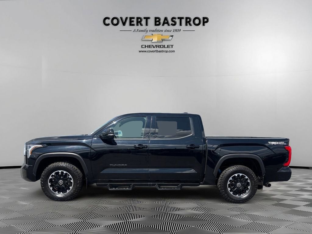 2022 Toyota Tundra 2WD SR5