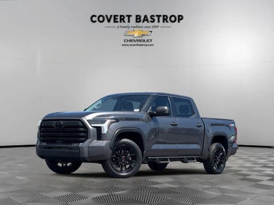 2022 Toyota Tundra 4WD SR5
