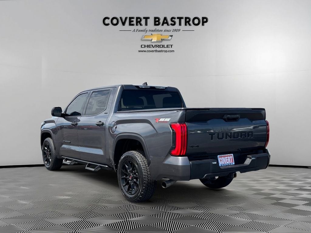 2022 Toyota Tundra 4WD SR5