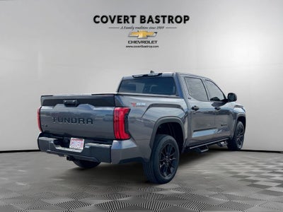 2022 Toyota Tundra 4WD SR5