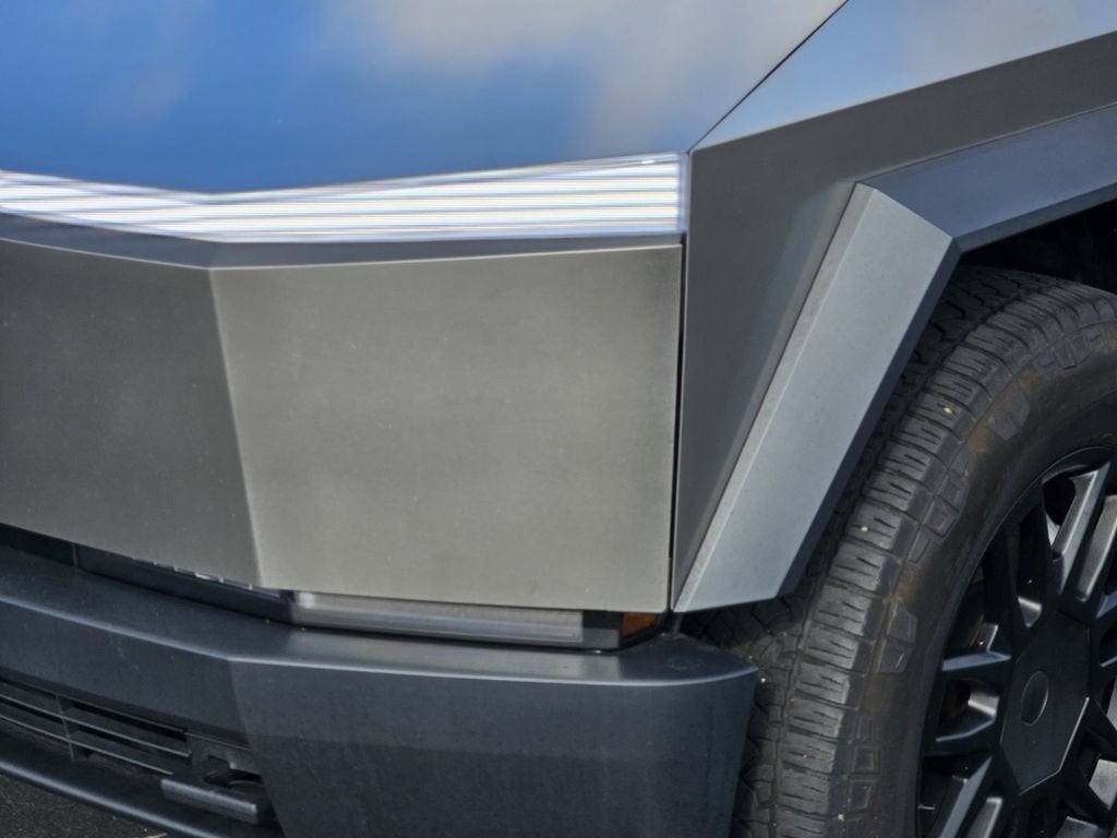 2024 Tesla Cybertruck Cyberbeast