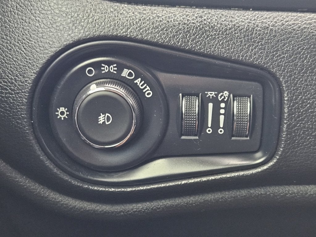 2023 Jeep Renegade Trailhawk 4x4