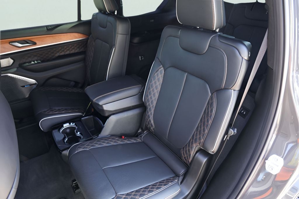 2026 Jeep Grand Cherokee L Summit