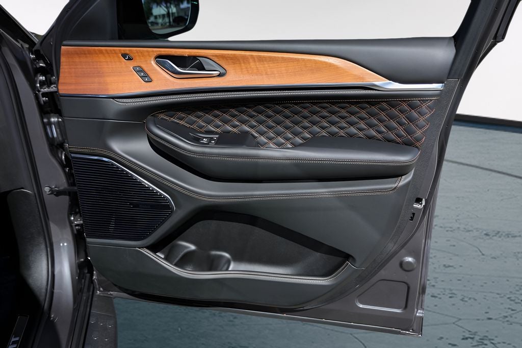 2026 Jeep Grand Cherokee L Summit