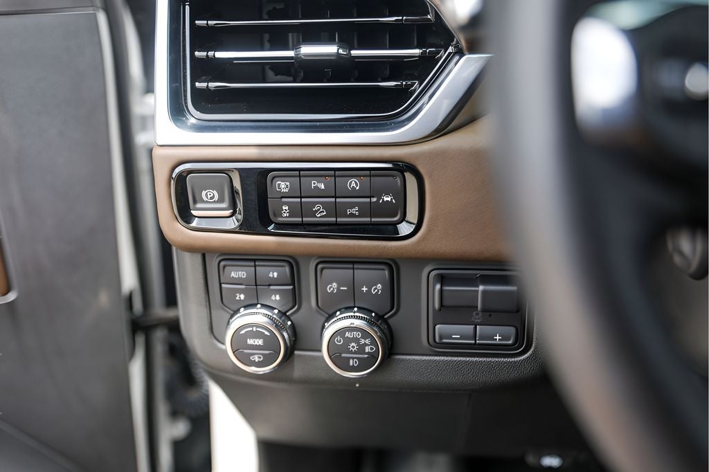 2025 GMC Yukon Denali Ultimate