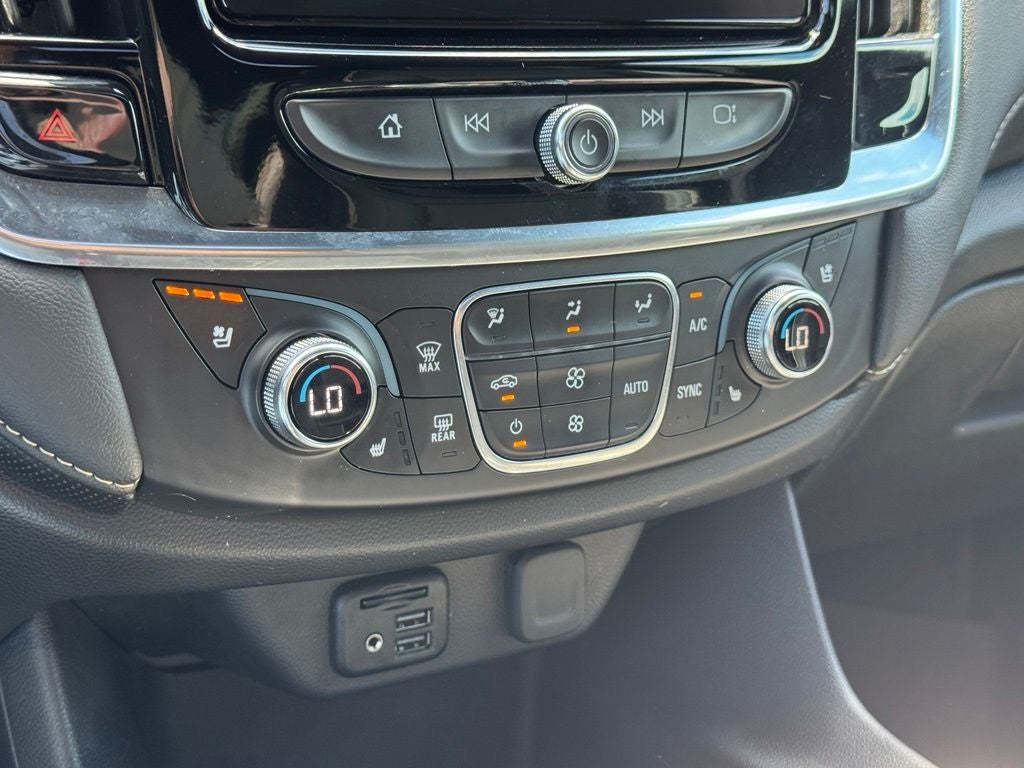 2022 Chevrolet Traverse Premier