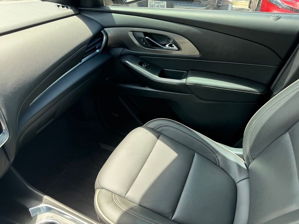 2022 Chevrolet Traverse Premier