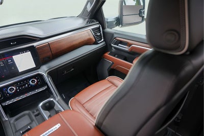 2025 GMC Sierra 3500HD Denali Ultimate