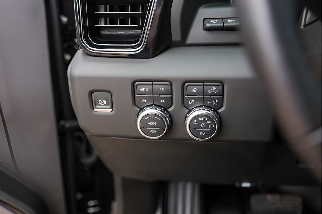 2025 GMC Sierra 2500HD AT4X