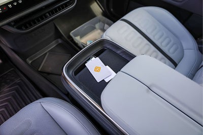 2024 Rivian R1S Adventure