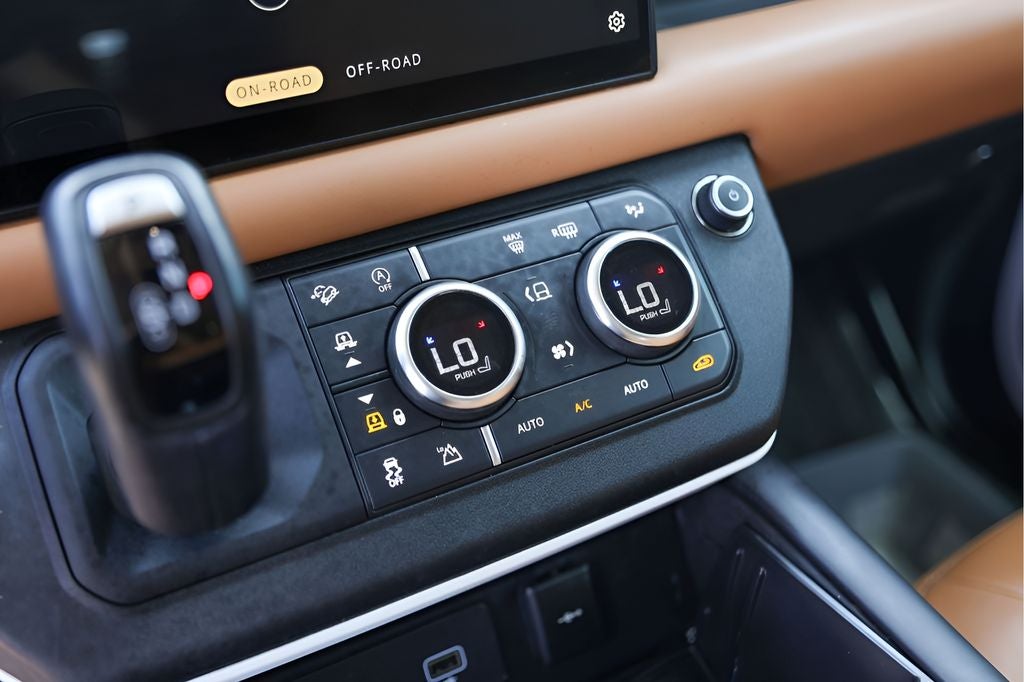 2024 Land Rover Defender 130 S