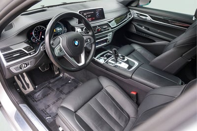2019 BMW 7 Series 740i