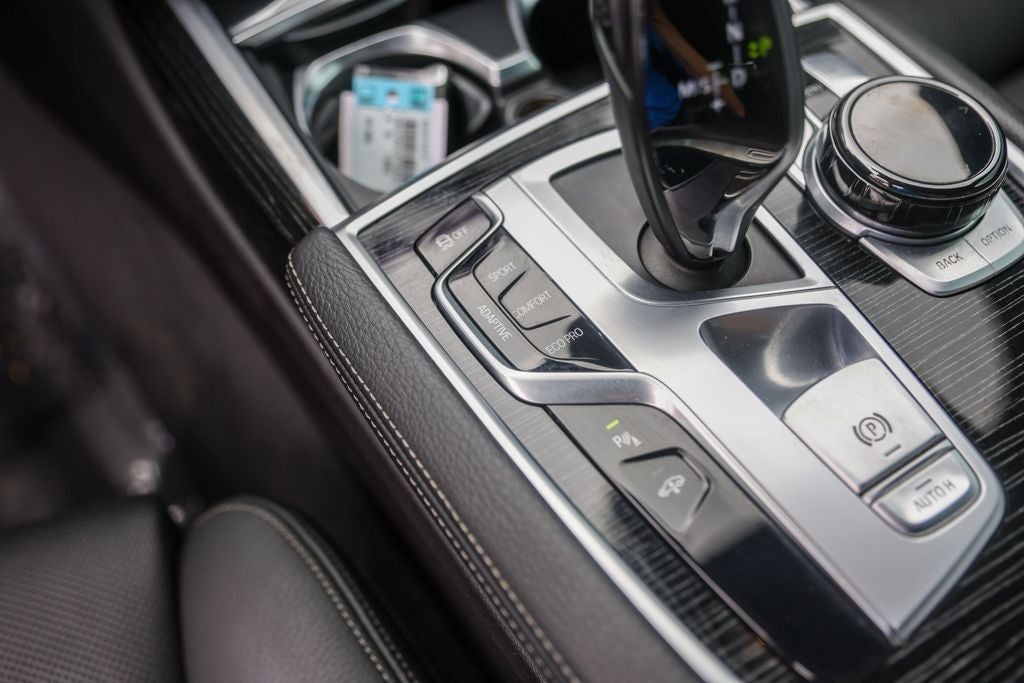 2019 BMW 7 Series 740i
