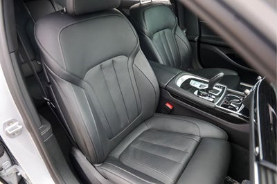 2019 BMW 7 Series 740i