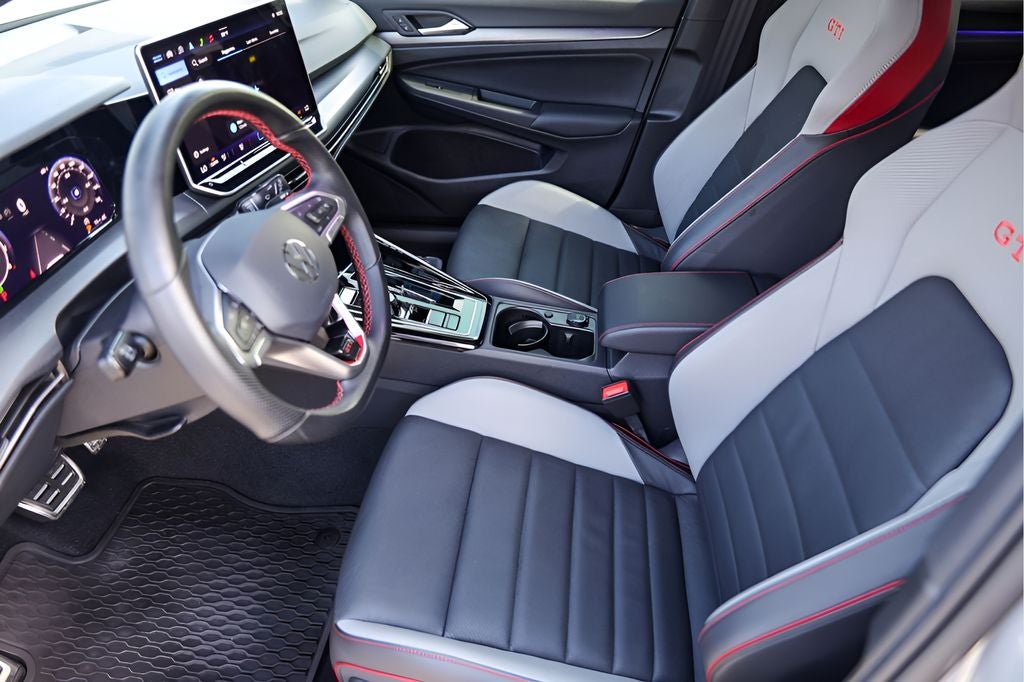 2026 Volkswagen Golf GTI Autobahn