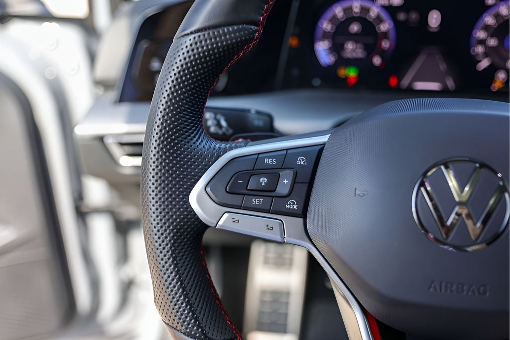 2026 Volkswagen Golf GTI Autobahn