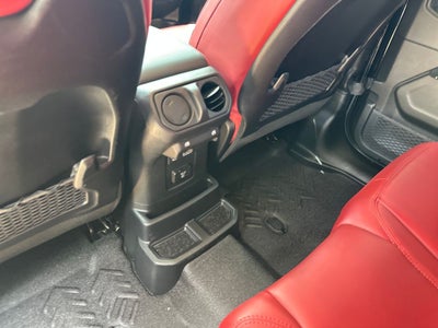 2024 Jeep Wrangler Rubicon 392