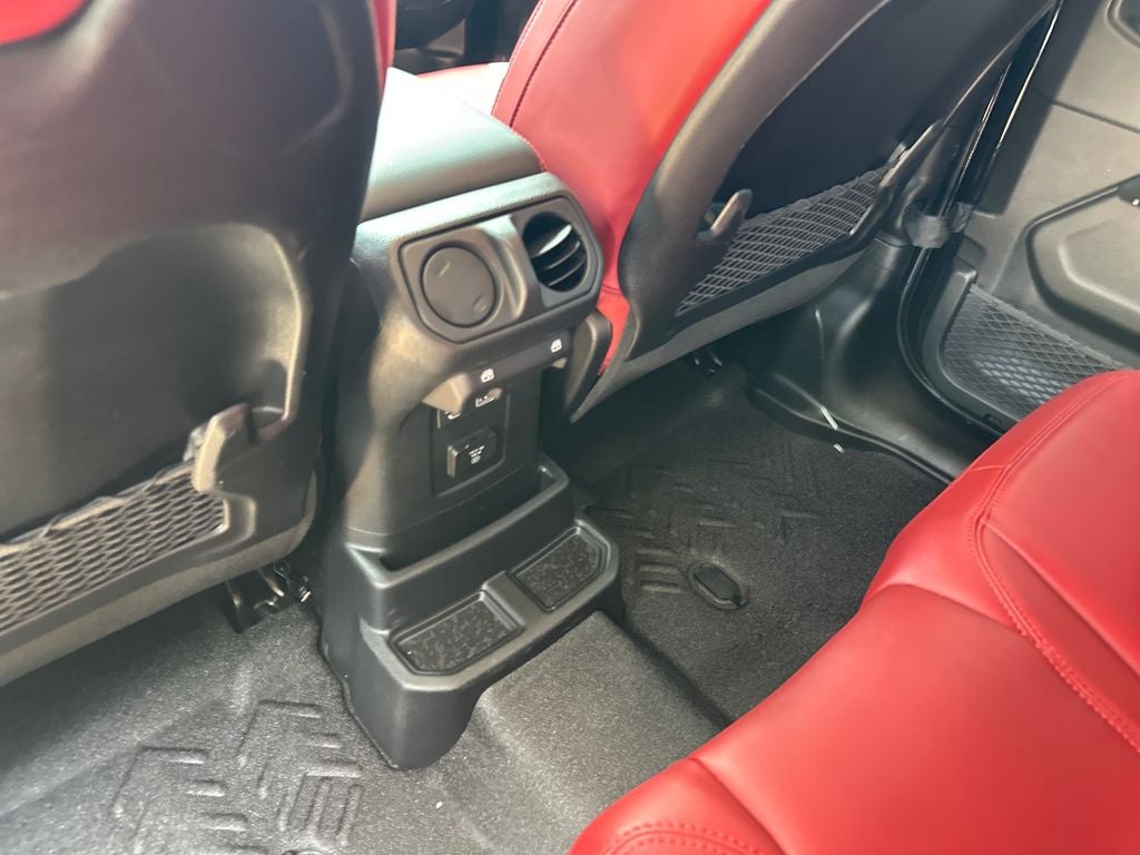 2024 Jeep Wrangler Rubicon 392