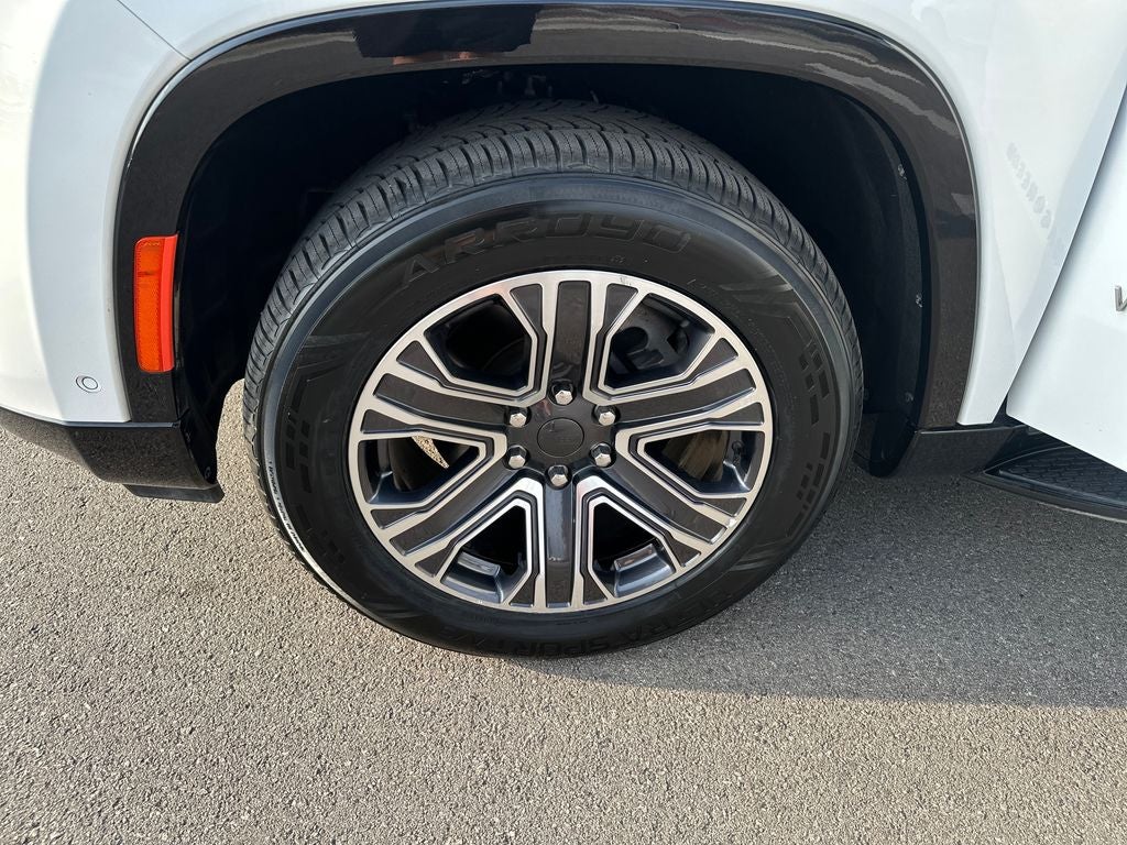 2023 Jeep Wagoneer L Series II