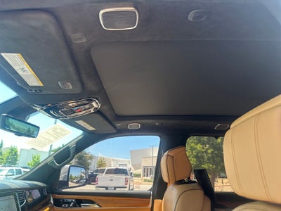 2022 Jeep Grand Wagoneer Series III