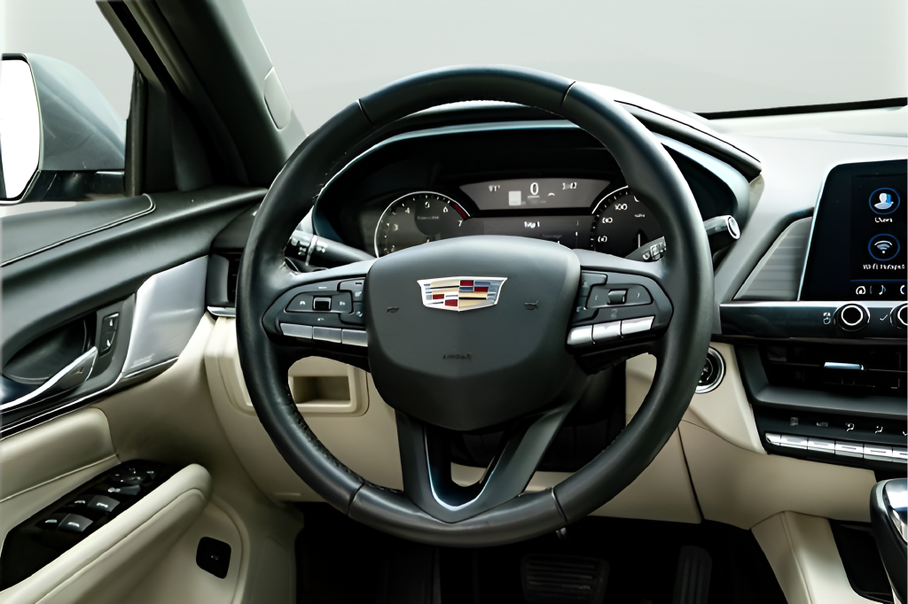 2023 Cadillac CT4 Luxury