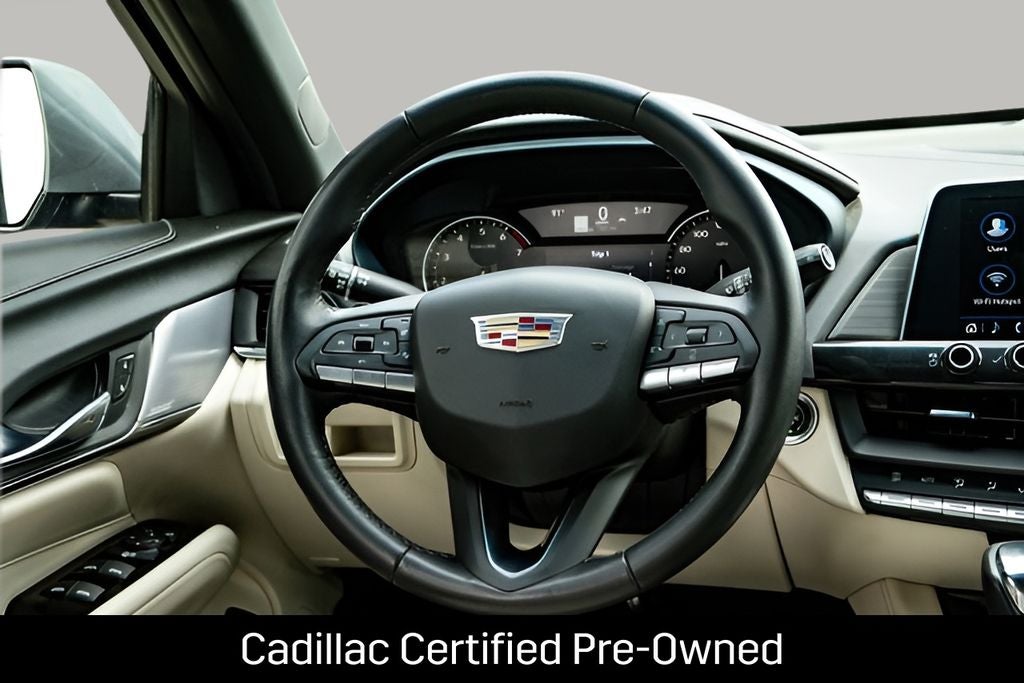 2023 Cadillac CT4 Luxury