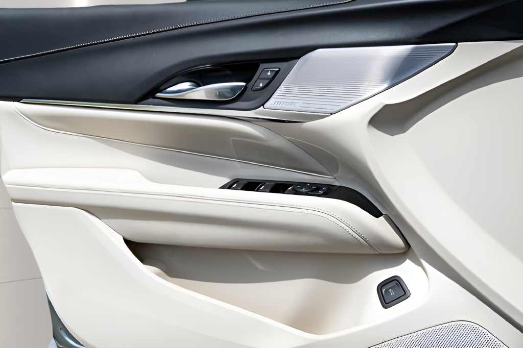 2023 Cadillac CT4 Luxury