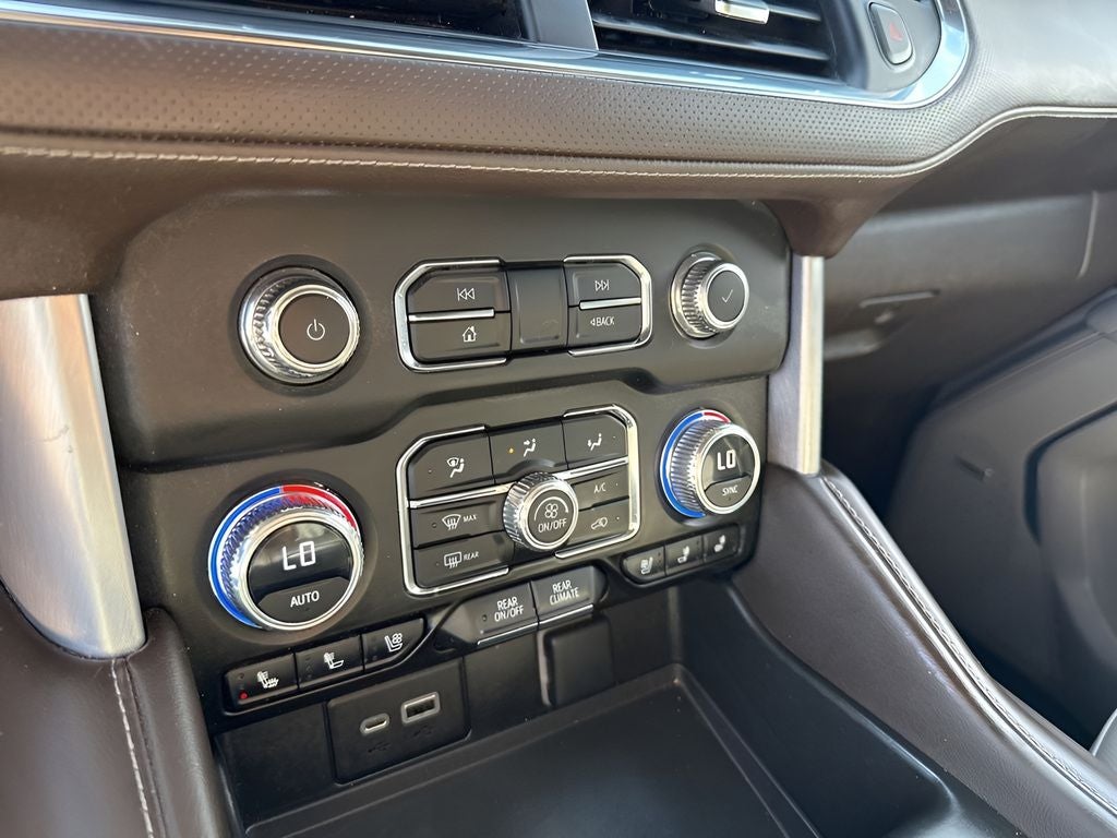 2023 GMC Yukon XL SLT