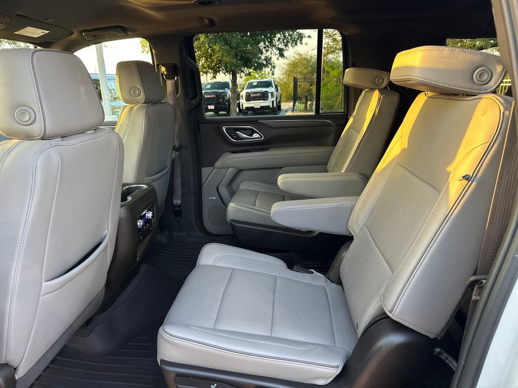 2024 GMC Yukon XL SLT