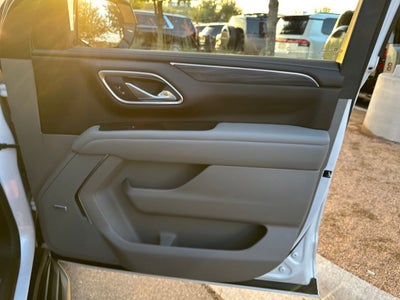2024 GMC Yukon XL SLT